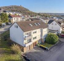 Mehrfamilienhaus mit 4 Garagen in gefragter Lage! - Oberstenfeld