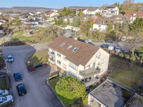 Drohnenansicht - 1 Zimmer Mehrfamilienhaus, Wohnhaus zum Kaufen in Oberstenfeld