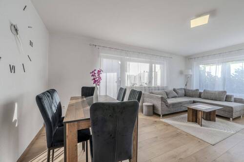 Hochparterre links - 