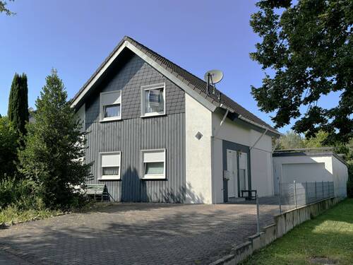 Titelbild.jpg - Einfamilienhaus mit Garten in ruhiger Lage