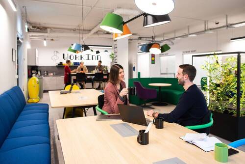 Schreibtisch im Coworkingspace - Büro zur Miete in Mülheim an der Ruhr