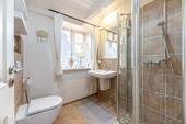 Tageslicht-Duschbad im EG - 