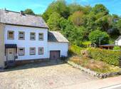 Neroth 8-1.JPG - RESERVIERT Einseitig angebautes Wohnhaus mit Garten und Garage in Neroth RESERVIERT