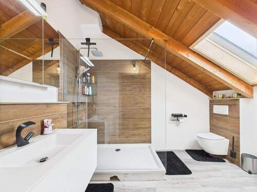 Duschbad im Dachgeschoss - 