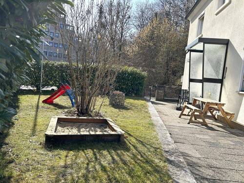Garten - 9 Zimmer Mehrfamilienhaus, Wohnhaus in Kulmbach