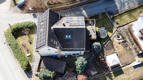 Luftbild - Mehrfamilienhaus, Wohnhaus mit 227,00 m&sup2; in Kulmbach zum Kaufen