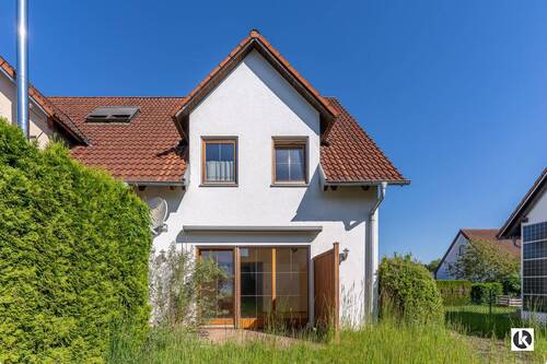 Hausansicht - 5 Zimmer Reihenendhaus zum Kaufen in Burgheim