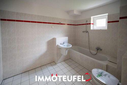 Badezimmer mit WM Anschluss - 