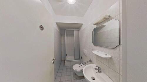 WC mit Dusche - 
