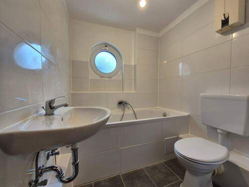 Badezimmer - Etagenwohnung mit 44,30 m² in Gelsenkirchen Horst zur Miete