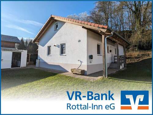 Außenansicht - Einziehen und wohlfühlen - Bungalow mit Doppelgarage in Anzenkirchen