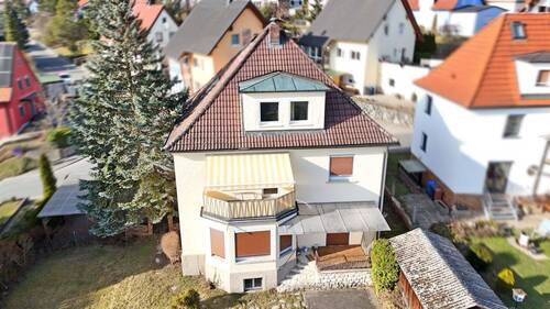 Außenansicht - 8 Zimmer Mehrfamilienhaus, Wohnhaus zum Kaufen in Kulmbach