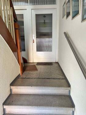 Treppenhaus Eingangsbreich - 