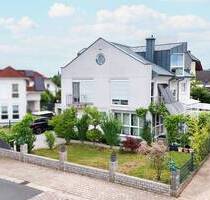 Architektenhaus mit Einliegerwohnung und Garten in Bad Kreuznach-Planig - Bad Kreuznach / Planig