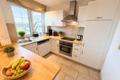 Einbauküche offen zum Wohnraum - 