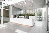Bild 6 - Durchgehender Zugang zu Großraumbüros für 25 Personen in Spaces Kennedydamm