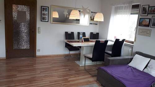 Bild 1 - Feine Single- Dachgeschosswohnung mit Gartennutzung in Innenstadtlage