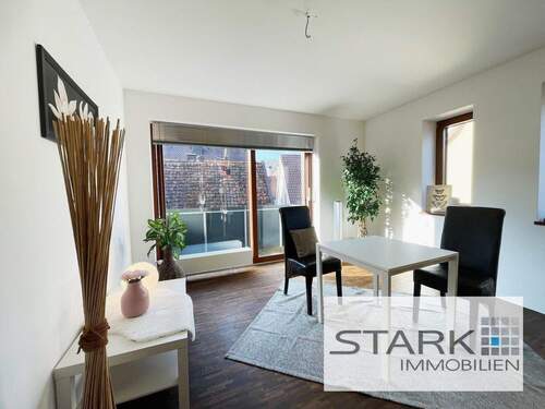 Wohnzimmer.jpg - 5 Zimmer Mehrfamilienhaus, Wohnhaus zum Kaufen in Weikersheim