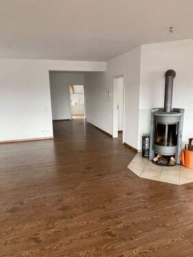 Wohn- u. Essbereich
- 4 Zimmer Terrassenwohnung in Bad Kreuznach