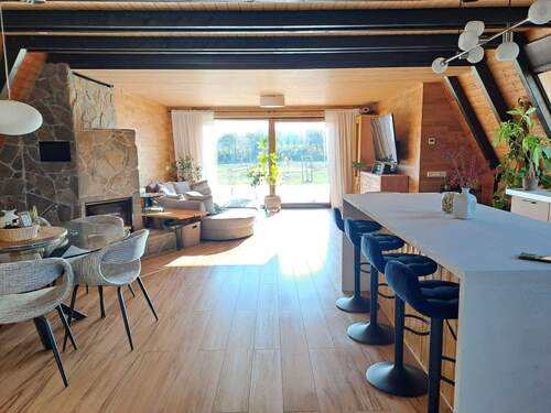 Wohn-/Essbereich - 5 Zimmer Einfamilienhaus zum Kaufen in Bartholomä