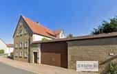 A Straßenseite im Sommer.jpg - Stattliche Hofreite mit großem Wohnhaus, Scheune und Nebengebäuden – sofort verfügbar!
