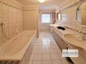 W2 Badezimmer.jpg - 