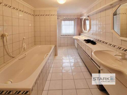 W2 Badezimmer.jpg - 