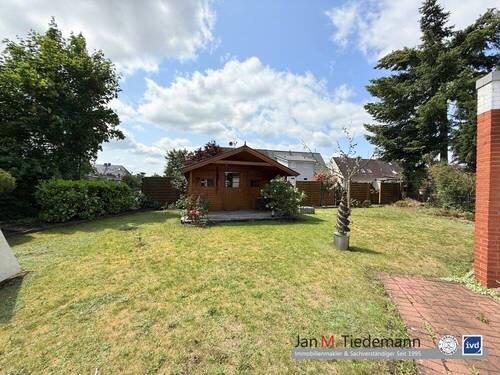 Gartenhaus - Einfamilienhaus mit 145,00 m² in Groß Grönau zum Kaufen