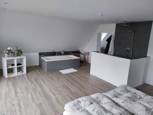 Schlafzimmer mit en suite Bad - 