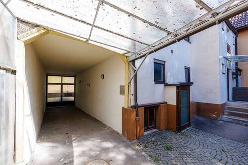 Einfahrt - Grundstück zum Kaufen in Ludwigsburg