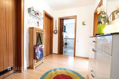 EG mitte Empfang - 