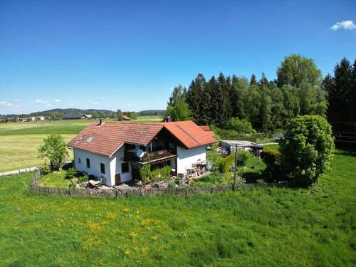 TITEL - KERNSANIEREN - EINZIEHEN - WOHLFÜHLEN - Wohnhaus mit viel Platz im Außenbereich von Peiting