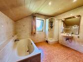 BADEZIMMER DACHGESCHOSS - 