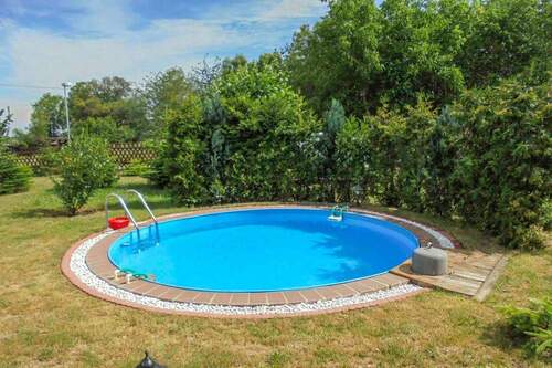 Pool - 5 Zimmer Einfamilienhaus zum Kaufen in Zeitz