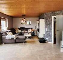 Familienidyll mit Panorama – modernes Wohnen in bester Lage! - Grünsfeld