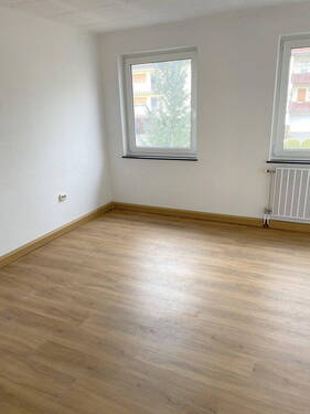 Baugleiche Whg. nach Sanierung - Etagenwohnung mit 77,00 m&sup2; in Oberviechtach zur Miete