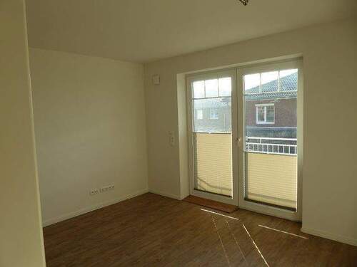 Zum Balkon - Etagenwohnung mit 70,00 m&sup2; in Ellerau zur Miete