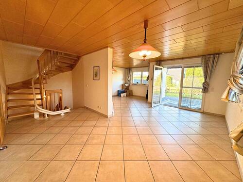 Wohnzimmer - 4 Zimmer Doppelhaushälfte zum Kaufen in Salzgitter