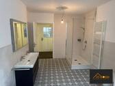 Wanne_und_Dusche - 4 Zimmer Etagenwohnung in Nürnberg
