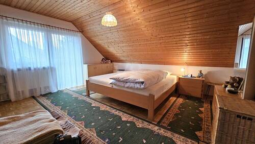 Zimmer 2 mit Balkon DG - 