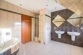 Badezimmer im DG - 