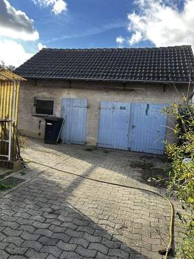 Bild 2 - 8 Zimmer Einfamilienhaus zum Kaufen in Bahrdorf
