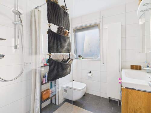 EG links: Badezimmer - 