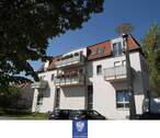 Hausansicht - Ihr neuer Lieblingsplatz mit Balkon und Tageslichtbad in zentraler Umgebung!