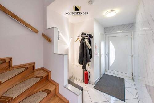 Flur - Platz für die Garderobe - 