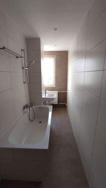 modernes Bad - Wohlfühlmodus! 4-R.-WE m. Balkon in Löbau!