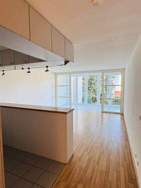 Wohnzimmer - Etagenwohnung mit 52,70 m² in Berlin zum Kaufen