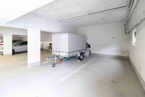Tiefgaragenstellplatz - 