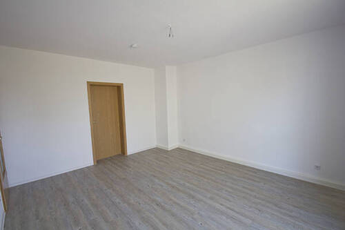 Wohnzimmer - 2 Zimmer Etagenwohnung in Halle (Saale)