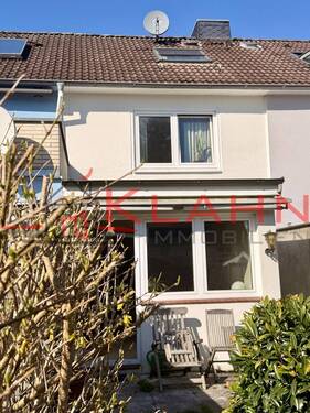 Kleiner Garten - 3 Zimmer Reihenmittelhaus zum Kaufen in Wedel